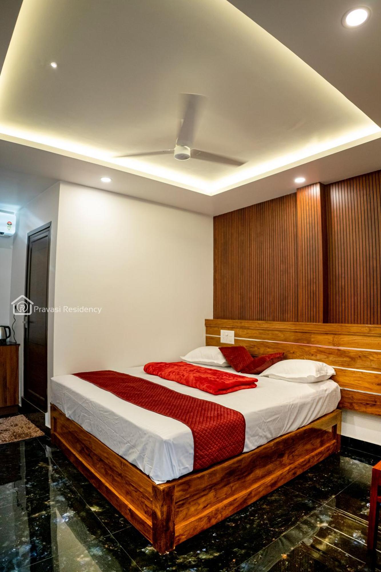 Lodge Pravasi Residency *